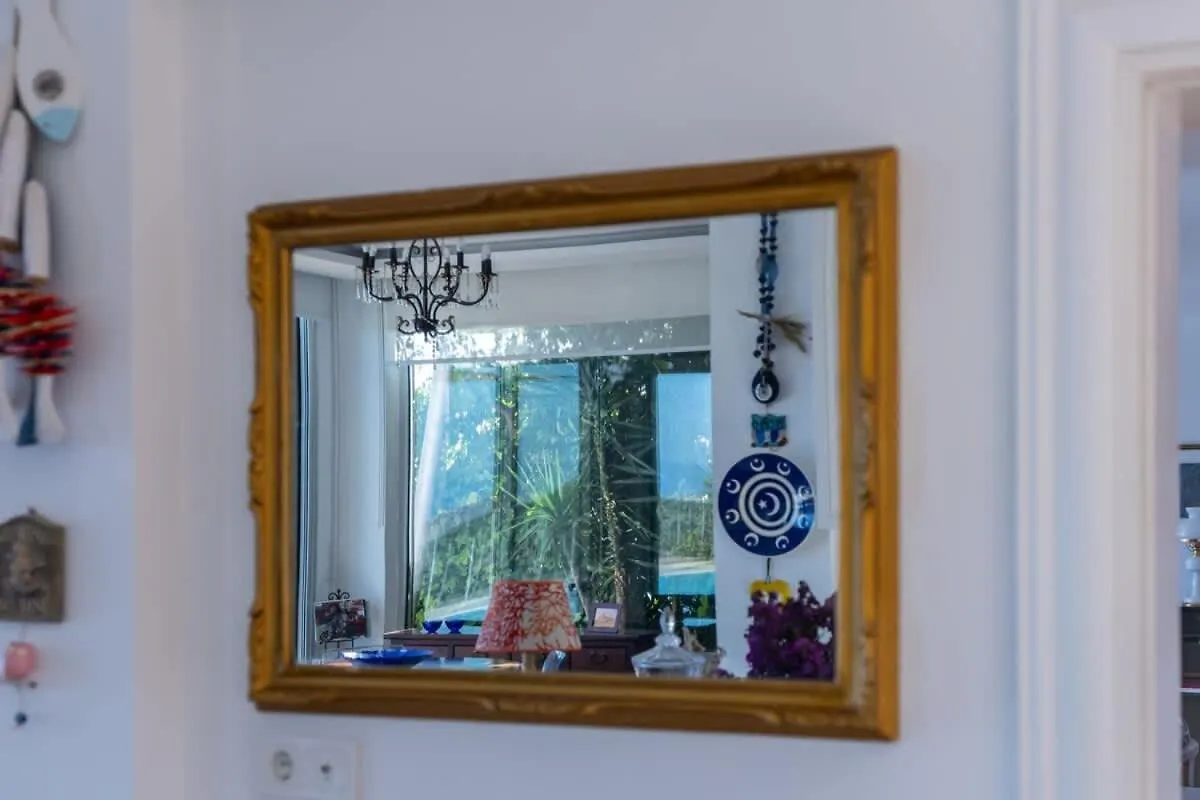 Charming Villa With Amazing View In Bodrum 亚力卡瓦克