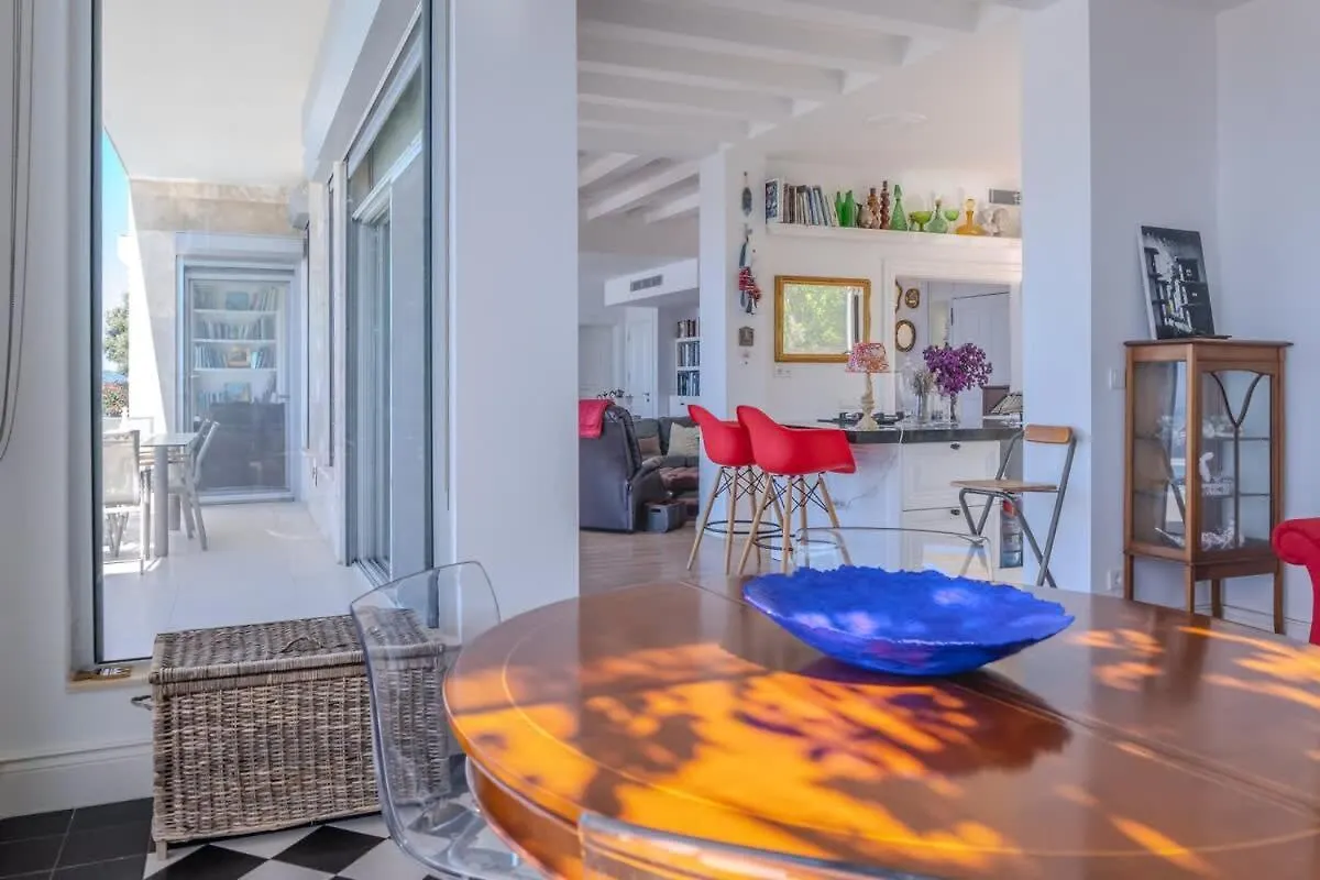 Charming Villa With Amazing View In Bodrum 亚力卡瓦克