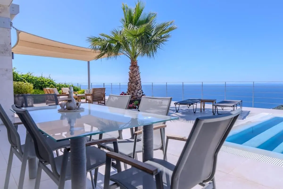 Charming Villa With Amazing View In Bodrum 얄리카베크 0*,