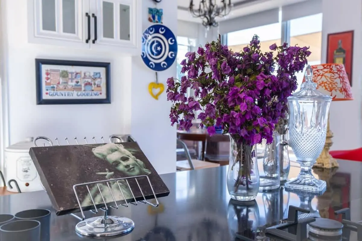 Charming Villa With Amazing View In Bodrum 亚力卡瓦克 0*,  土耳其
