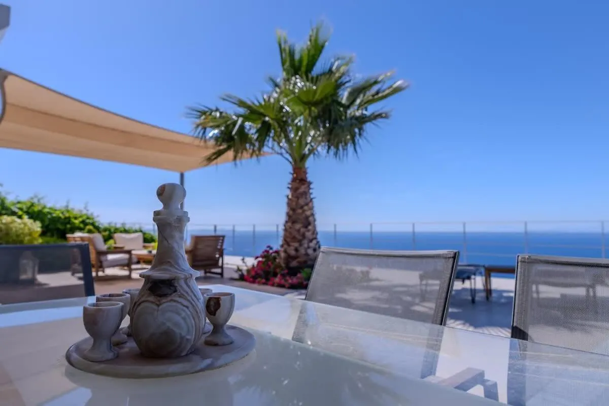 Charming Villa With Amazing View In Bodrum 얄리카베크 0*,